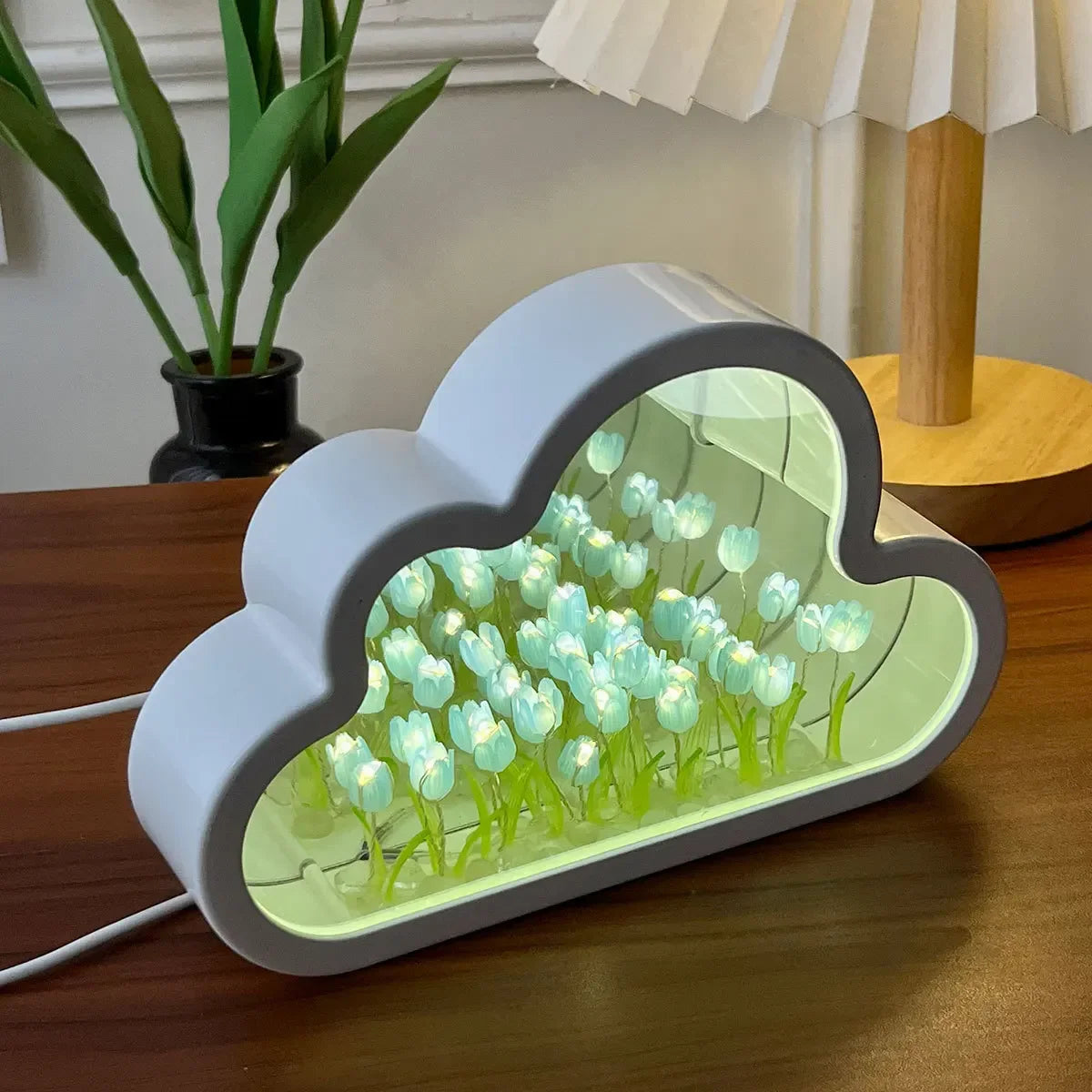 Tulip Table Mirror